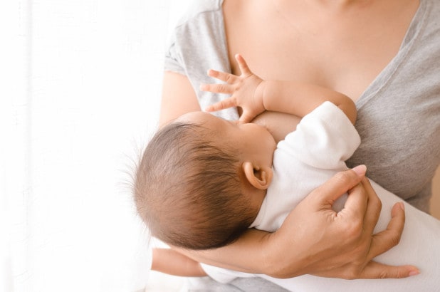 antibiotics breastfeeding upset baby